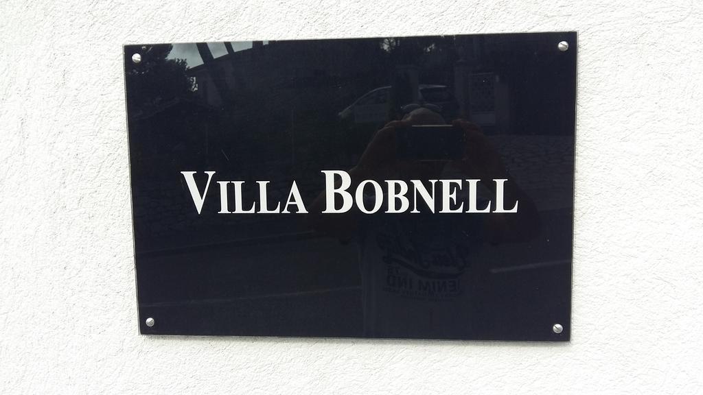 Bobnell Cassis